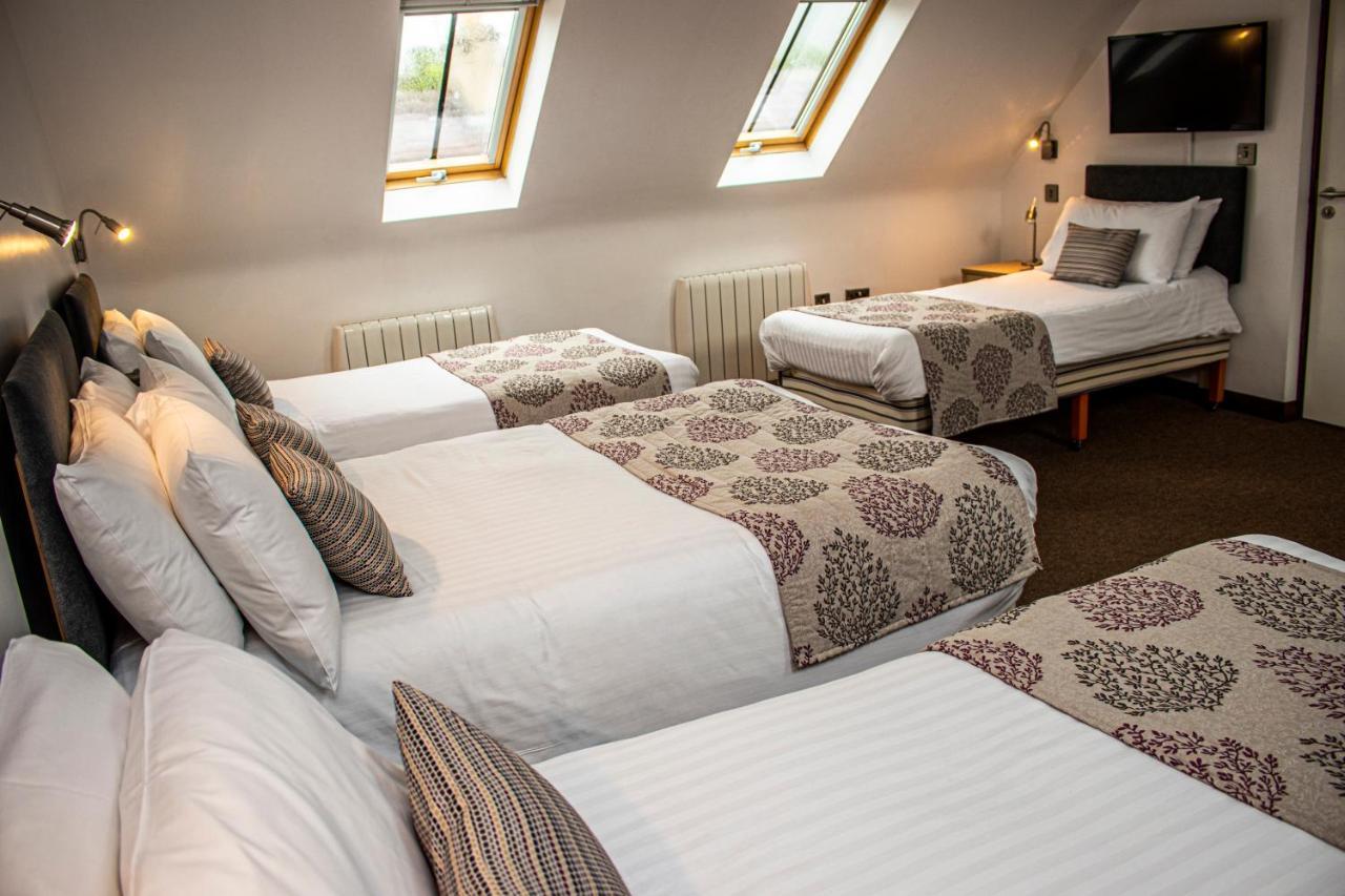 The Rostrevor Inn Екстериор снимка