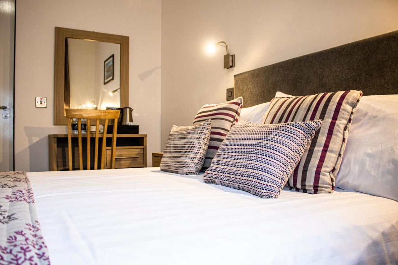 The Rostrevor Inn Екстериор снимка