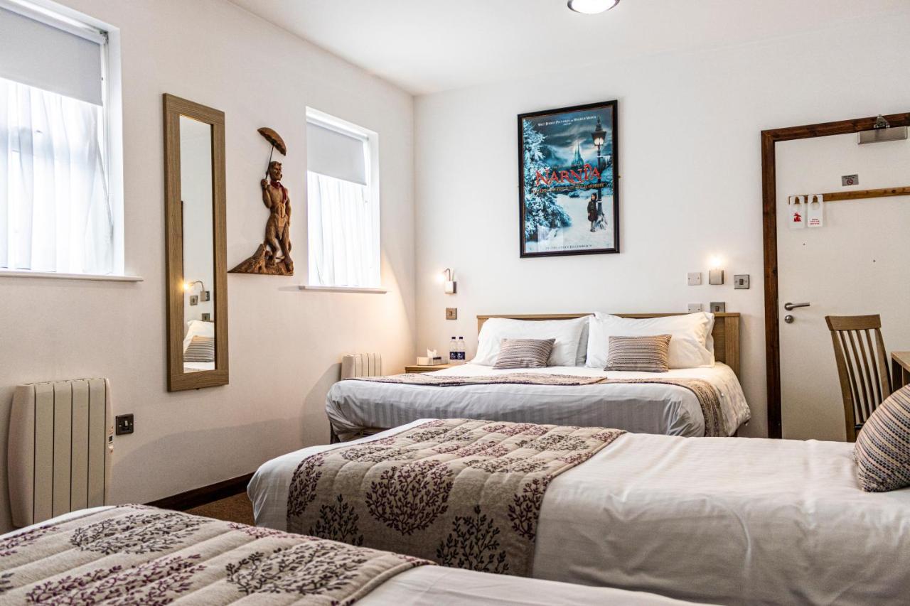 The Rostrevor Inn Екстериор снимка