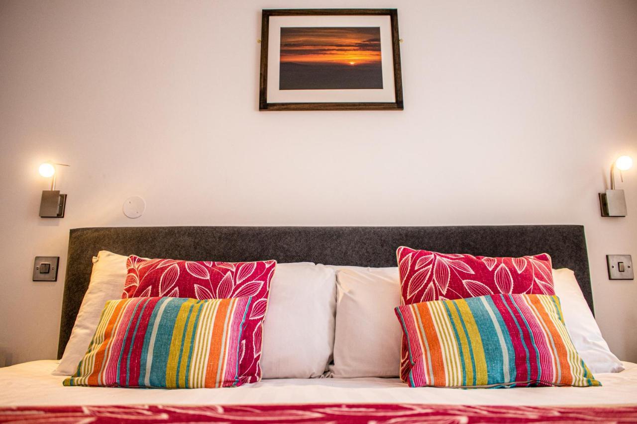 The Rostrevor Inn Екстериор снимка