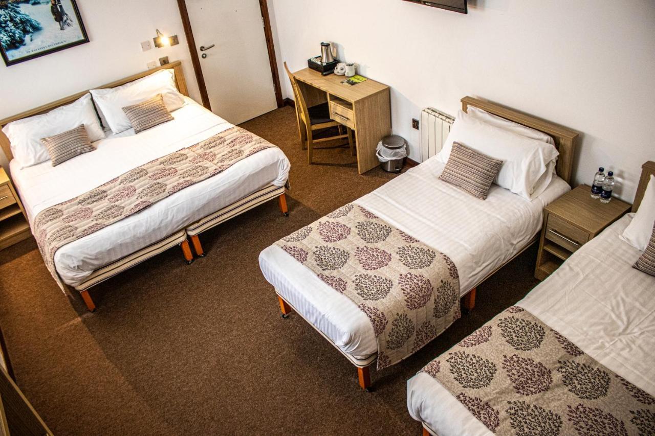 The Rostrevor Inn Екстериор снимка