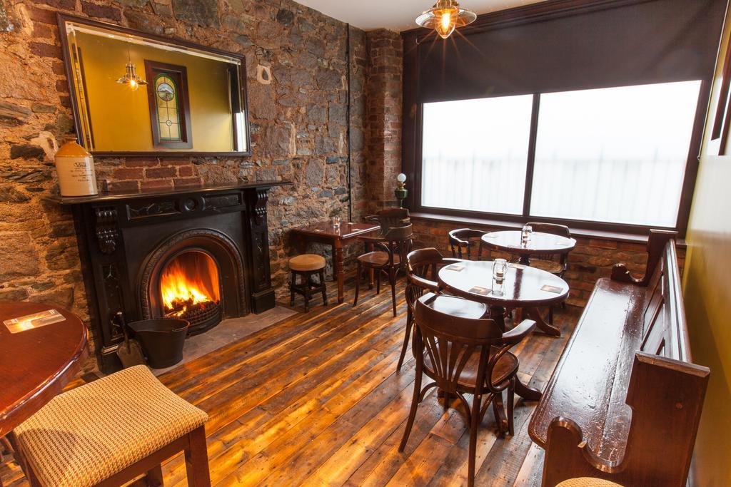 The Rostrevor Inn Екстериор снимка